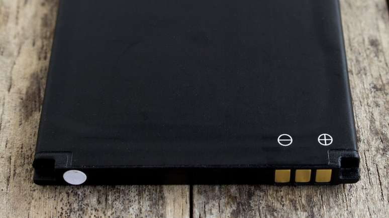 Baterias de &iacute;on-l&iacute;tio se deterioram com o uso