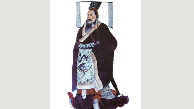 Qin Shi Huang, o poderoso primeiro imperador da China, obcecado em conquistar a imortalidade, morreu aos 49 anos