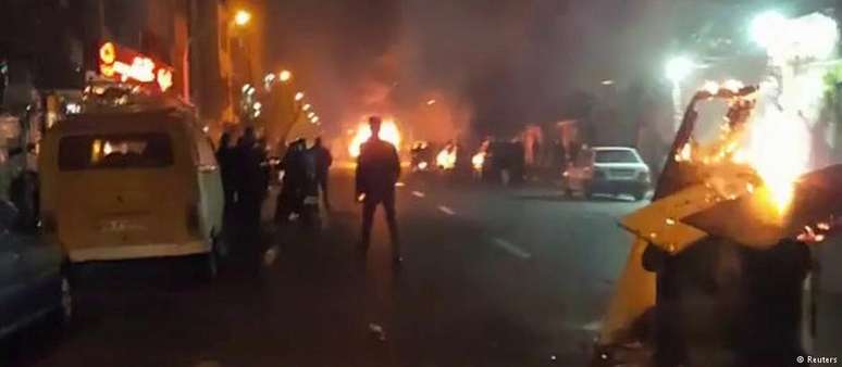 Onda de protestos no Irã começou semana passada