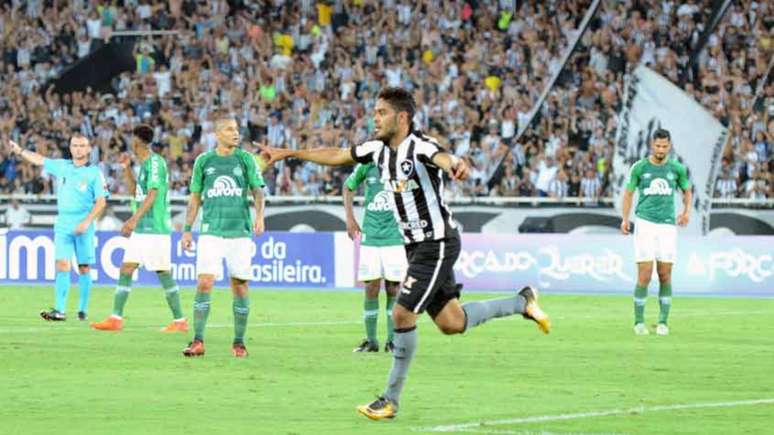 Brenner deve ser o titular do comando de ataque do Botafogo no início da temporada (DELMIRO JUNIOR/RAW IMAGE)