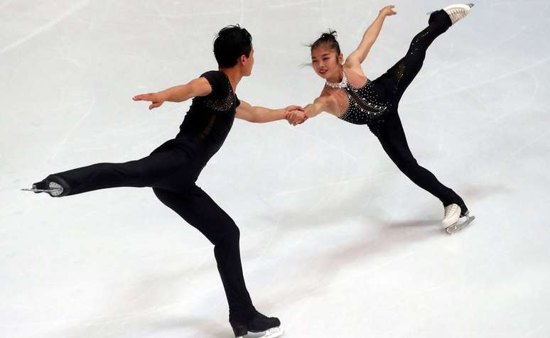 Os patinadores norte-coreanos Ryom Tae-Ok e Kim Ju-Sik talvez participem das Olimpíadas de Inverno