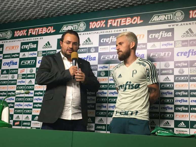Alexandre Mattos apresentou Lucas Lima e falou com a imprensa - FOTO: Fellipe Lucena