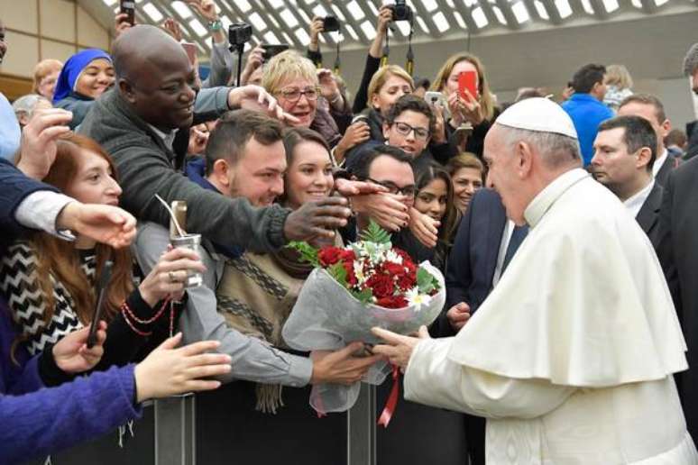 Papa Francisco celebra audiência geral no Vaticano