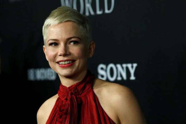 Atriz Michelle Williams, indicada ao Globo de Ouro, em pr&eacute;-estreia do filme "Todo Dinheiro do Mundo" em Beverly Hills
19/12/2017 REUTERS/Mario Anzuoni
