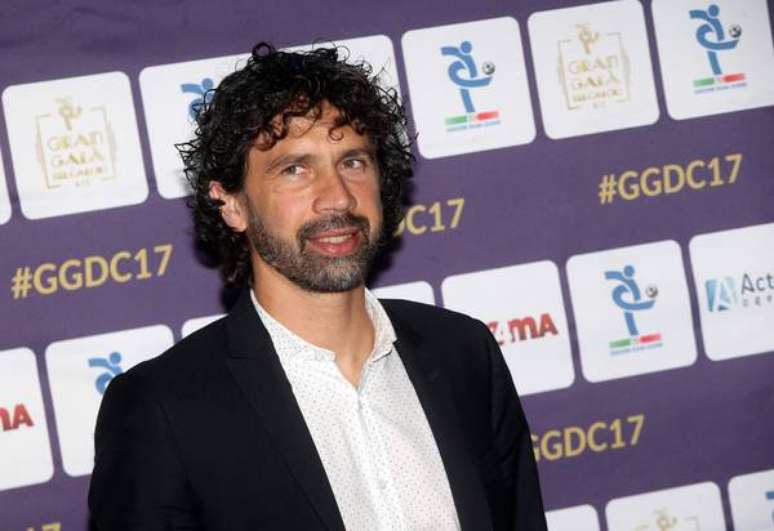 Damiano Tommasi, ex-Roma, quer substituir Carlo Tavecchio