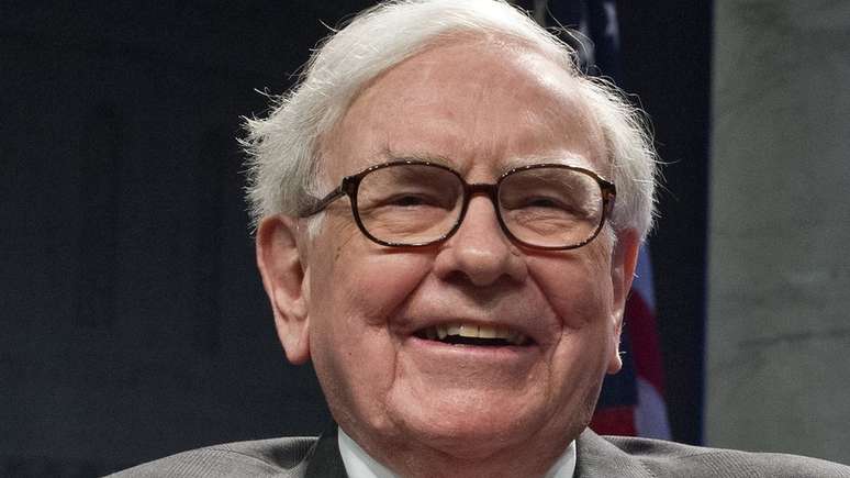 Buffett &eacute; a terceira pessoa mais rica do mundo, segundo a revista Forbes