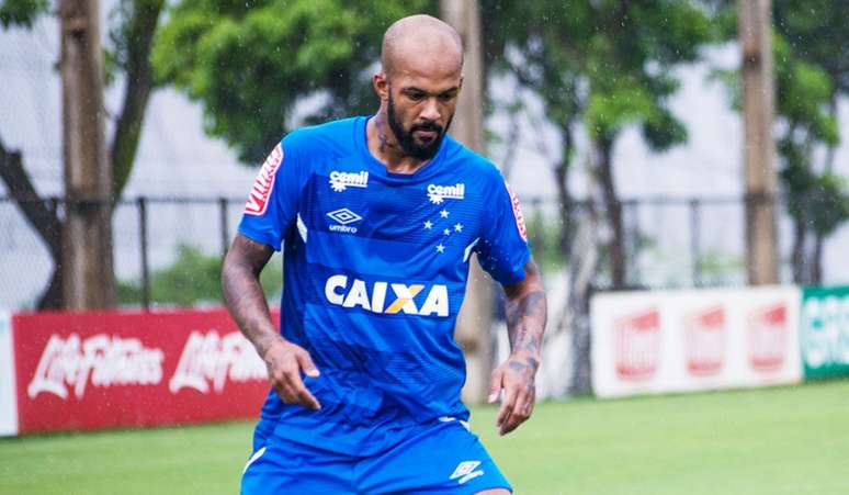 Bruno Silva foi personagem de longa novela envolvendo o ex-clube e o atual (Foto: Bruno Haddad / Cruzeiro)