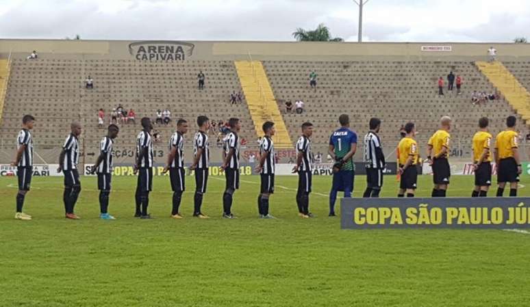 Equipe comandada por Eduardo Barroca perdeu para o Desportivo Brasil (Foto: Reprodução/Twitter do Botafogo)