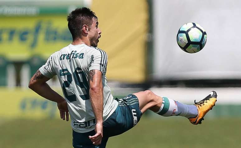 Willian, que entrou no lugar de Keno, fez o único gol da atividade - FOTO: Cesar Greco/Palmeiras
