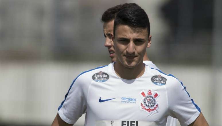 Mantuan, volante do Corinthians (Foto: Daniel Augusto Jr)