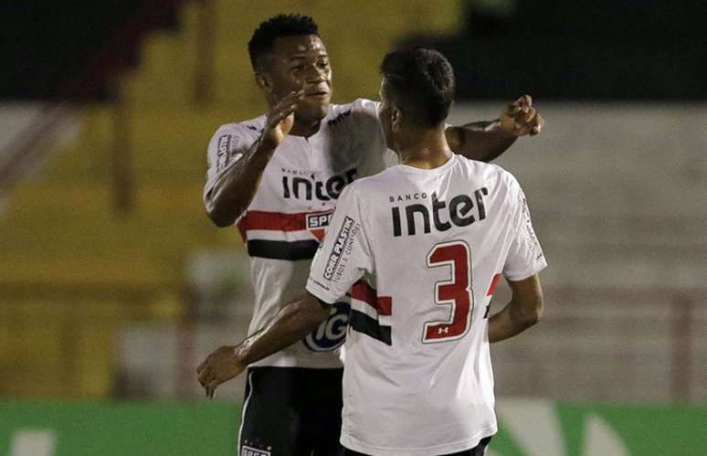 Fabinho fez o gol da classificação do São Paulo para as oitavas de final da Copinha (Célio Messias/saopaulofc.net)