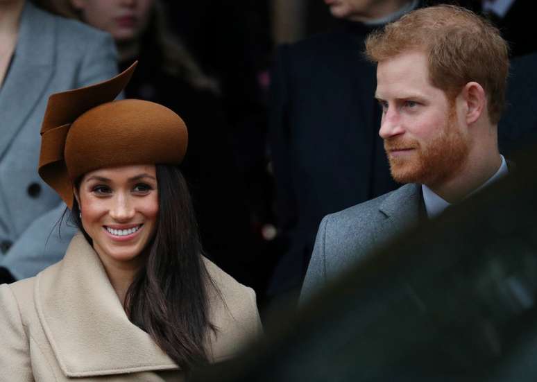 Príncipe Harry, do Reino Unido, e noiva Meghan Markle, em Sandringham 25/12/2017 REUTERS/Hannah McKay