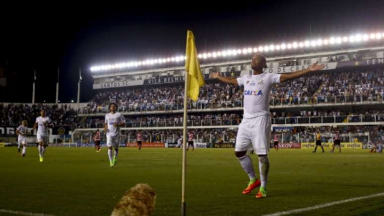 Últimas estreias no Paulistão: 2017 - Santos 6 x 2 Linense