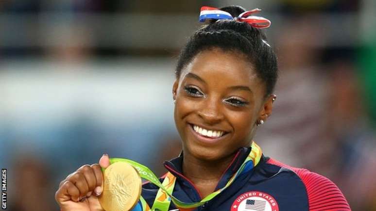 "Durante muitos anos eu me perguntei: 'Fui muito ingênua? Foi culpa minha?'. Hoje eu tenho a resposta a essas perguntas. Não. Não foi culpa minha", disse Simone Biles em carta divulgada nas redes sociais