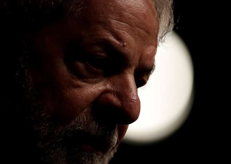 Ex-presidente Luiz Inácio Lula da Silva em evento com artistas no Rio 16/01/2018 REUTERS/Ricardo Moraes
