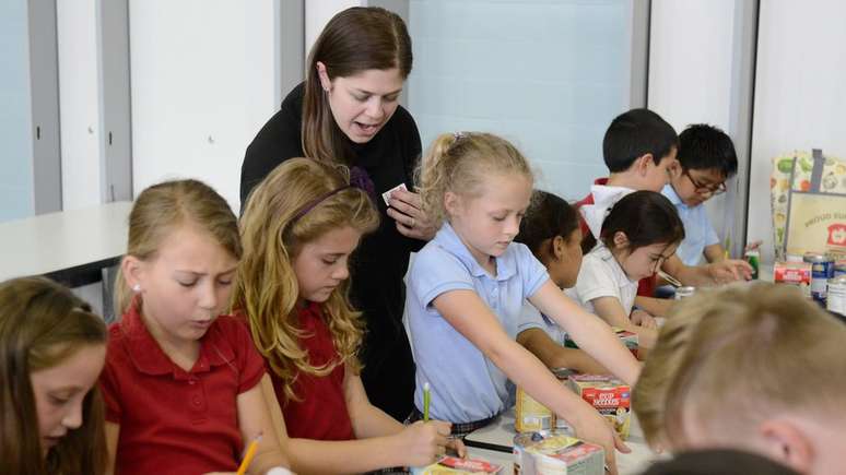 Críticos à educação em casa argumentam que fica mais difícil identificar casos de abuso doméstico