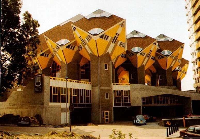 Blaakse Bos, complexo arquitetônico muito original de Roterdã