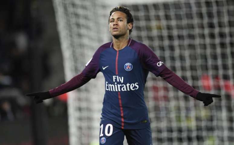 Imagens de Neymar contra o Dijon