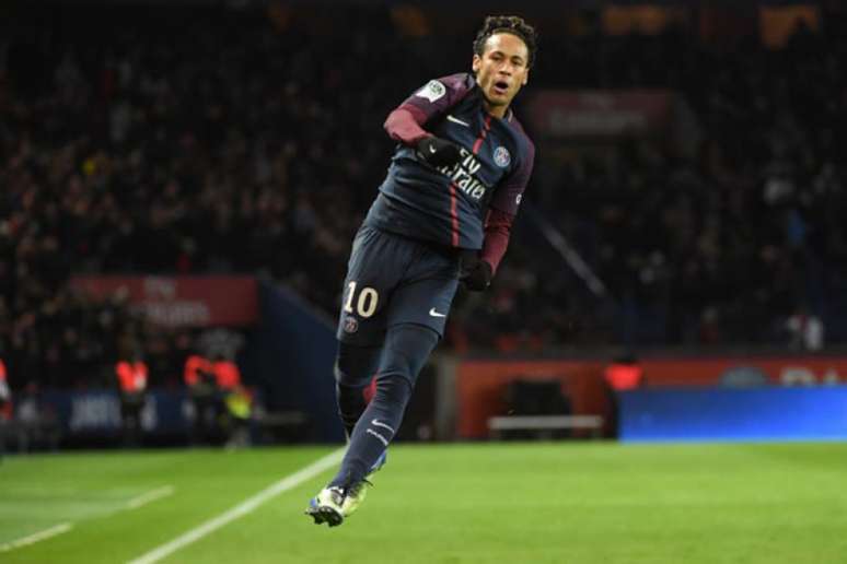 Contra o Dijon, Neymar chegou a 24 gols em 23 jogos na temporada (Foto: Christophe Archambault / AFP)