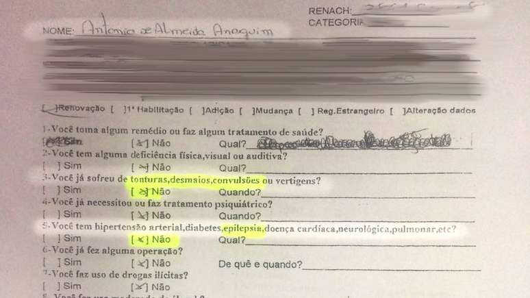Formulário do Detran preenchido por Antonio de Almeida Anaquim, onde ele nega ter histórico de convulsões ou epilepsia