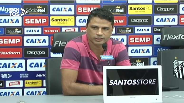 William Machado, ex-zagueiro e comentarista de TV, é o novo gerente técnico de futebol do Santos.