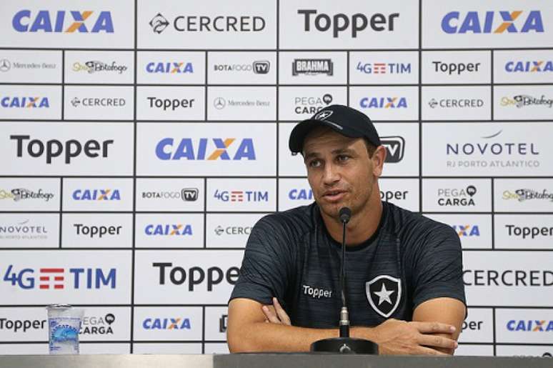 Felipe Conceição valorizou os 45 minutos iniciais do Botafogo (Foto: Vítor Silva/SSPress/Botafogo)