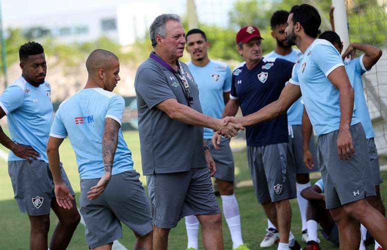 Henrique Dourado participou normalmente do treino de sexta-feira (Foto: Lucas Merçon/Fluminense F,C,)