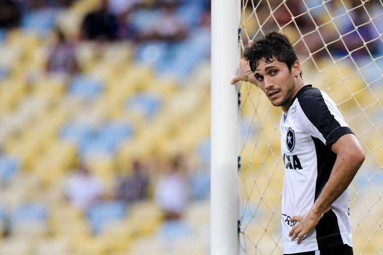 Pouco mais de 7 mil pagantes estiveram no clássico Botafogo x Fluminense, no sábado, pelo Campeonato Carioca.