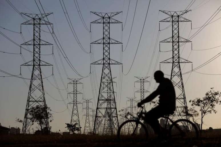 Torres de transmissão de energia elétrica em Brasília 31/08/2017 REUTERS/Ueslei Marcelino