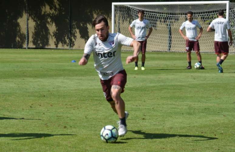 Argentino foi titular com a camisa do São Paulo em apenas sete oportunidades (Érico Leonan/saopaulofc.net)