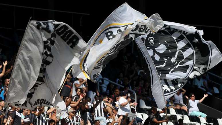 Torcida do Botafogo tem opção para ir até o estádio Moacyrzão, em Macaé, na quinta (Vitor Silva/SSPress/Botafogo)