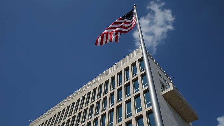 Sob a Presidência de Trump, os EUA retiraram a maior parte dos funcionários que atuavam na embaixada norte-americana em Cuba