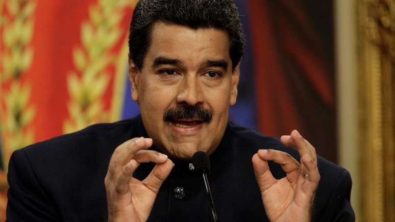 Trump aumentou sanções econômicas ao governo de Nicolas Maduro