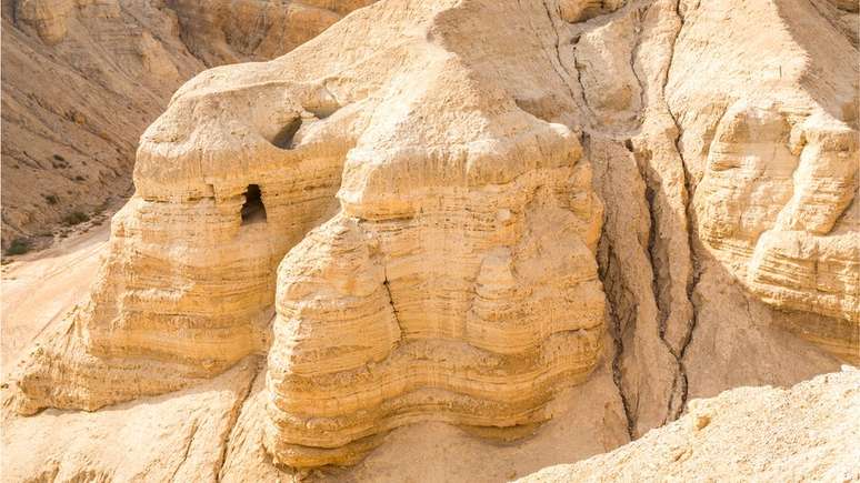Manuscritos do Mar Morto foram encotrados na caverna de Qumran entre 1947 e 1956
