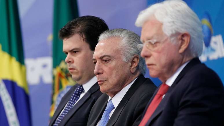 Os ministros Moreira Franco (à frente) e Fernando Coelho Filho irão a Davos com Temer | Foto: Marcos Corrêa/Presidência da República