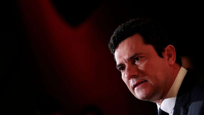 Na sentença de primeira instância, Moro condenou Lula a 9 anos e meio de prisão