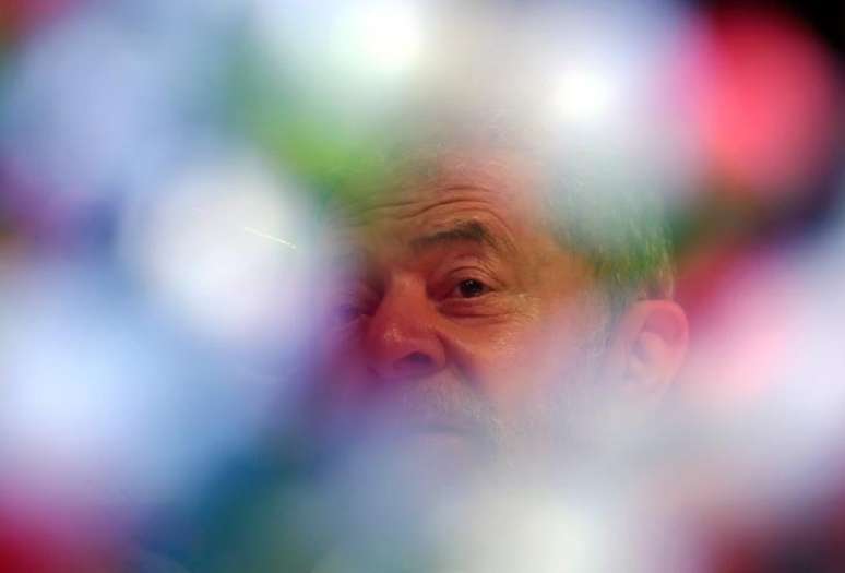 Ex-presidente Luiz In&aacute;cio Lula da Silva durante evento em Nossa Senhora da Gl&oacute;ria, no Sergipe 21/08/2017 REUTERS/Paulo Whitaker