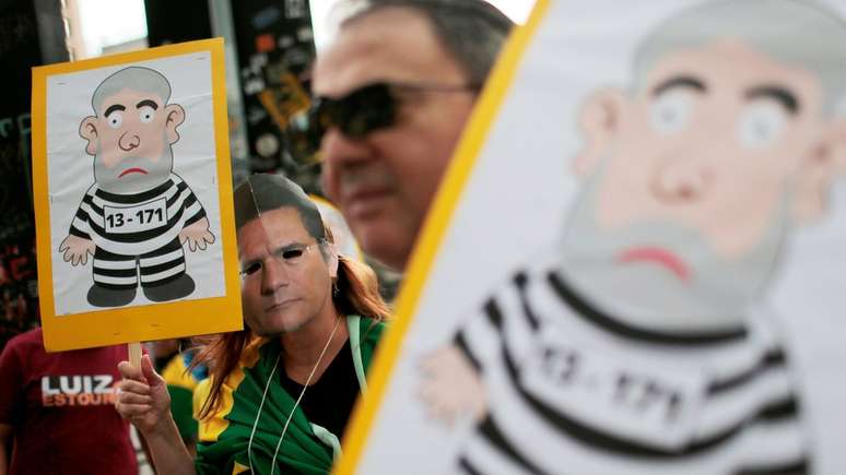 Manifestantes pediram a prisão de Lula em São Paulo