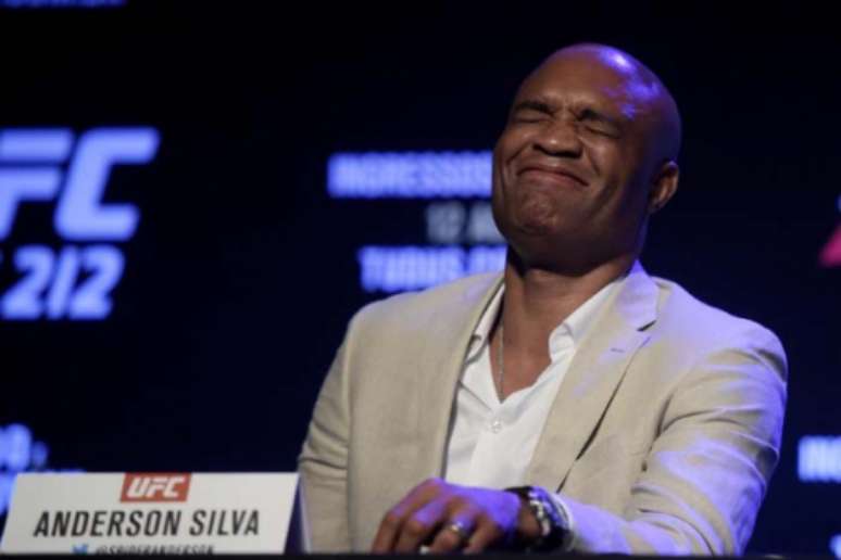 Anderson Silva ainda não sabe quando volta ao UFC
