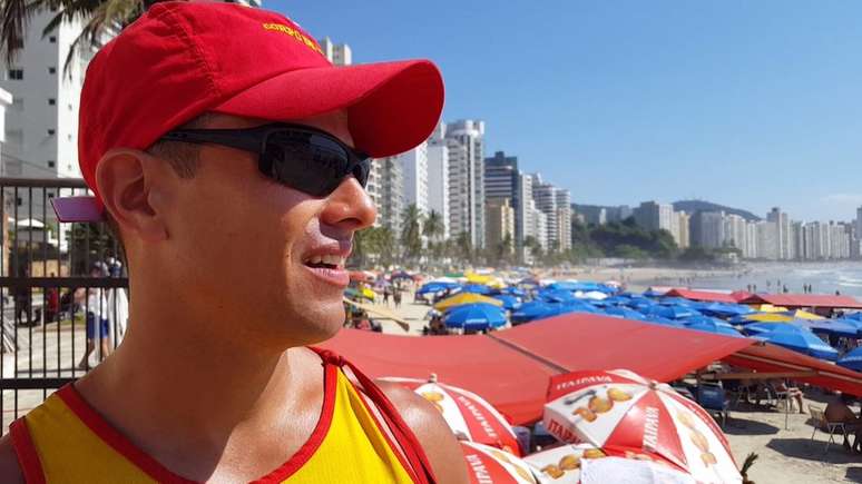 Rafael Ribeiro diz que desrespeito &agrave;s orienta&ccedil;&otilde;es causam boa parte dos afogamentos | Foto: Felipe Souza/ BBC Brasil