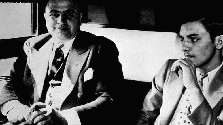 Al Capone foi condenado por evas&atilde;o fiscal em 1931 e tornou-se o &iacute;cone do mafioso em todo o mundo