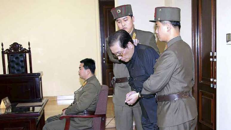 Tio de Kim Jong-un, Chang Song-thae foi preso e executado