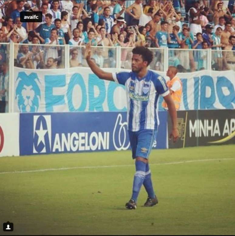 Ebert Amancio agradece torcida avaiana no Instagram (Acervo pessoal do jogador)