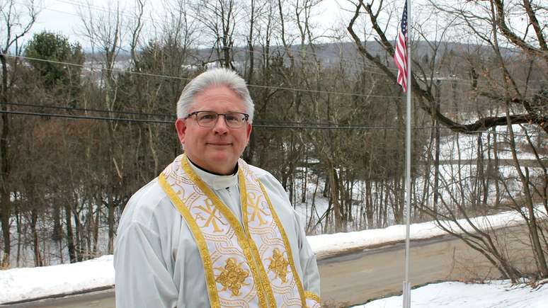 'A gente perdeu a cidade, mas n&atilde;o perdemos a igreja', diz o padre Hutsko
