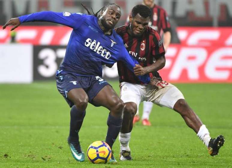 Em jogo morno, Milan e Lazio empatam na semi da Copa da Itália