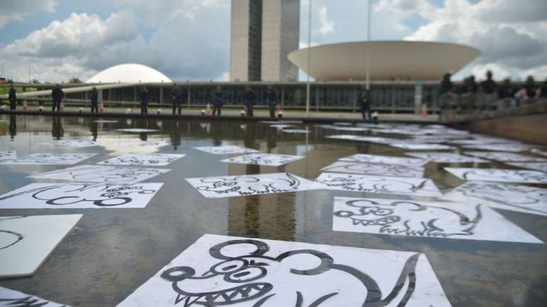 Operação Lava Jato atrai defesas (como a da foto), mas também críticas | Foto: Marcello Casal Jr./Ag. Brasil