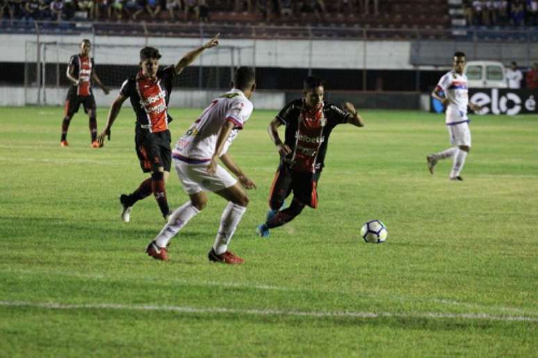 O Joinville derrotou o Itabaiana por 1 a 0 (Foto: Reprodução Twitter)