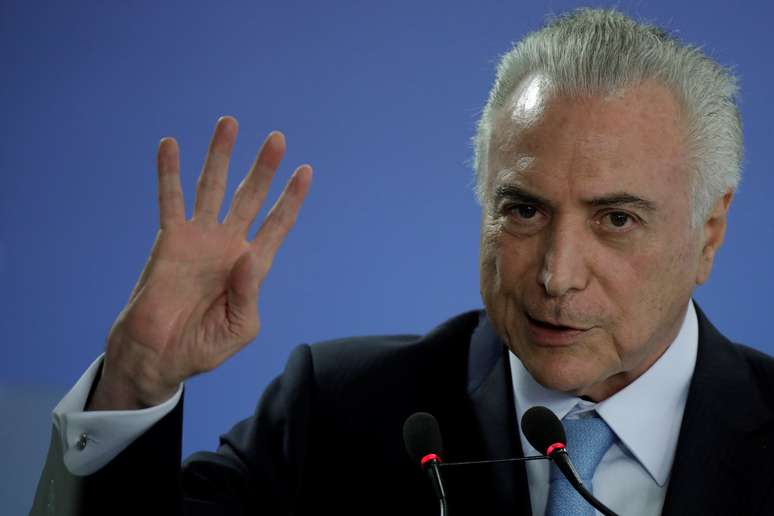 Temer durante cerimônia em Brasília
 31/1/2018   REUTERS/Ueslei Marcelino