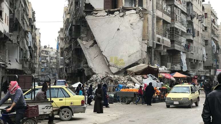 Polo industrial e histórico da Síria, Aleppo é uma das cidades mais atingidas pela guerra civil ainda em curso na Síria