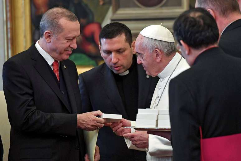 Papa Francisco encontra com presidente turco, Tayyip Erdogan, no Vaticano 05/02/2018 REUTERS/Alessandro Di Meo